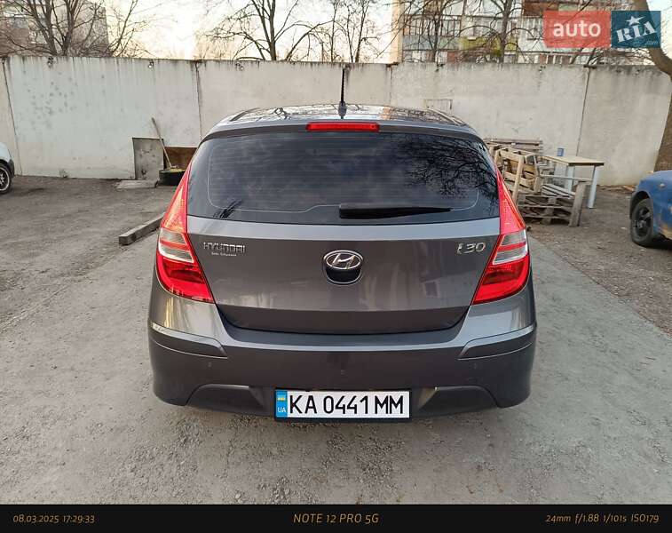 Хетчбек Hyundai i30 2010 в Києві