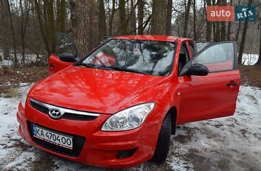 Хэтчбек Hyundai i30 2008 в 