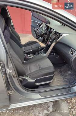 Хэтчбек Hyundai i30 2013 в Днепре