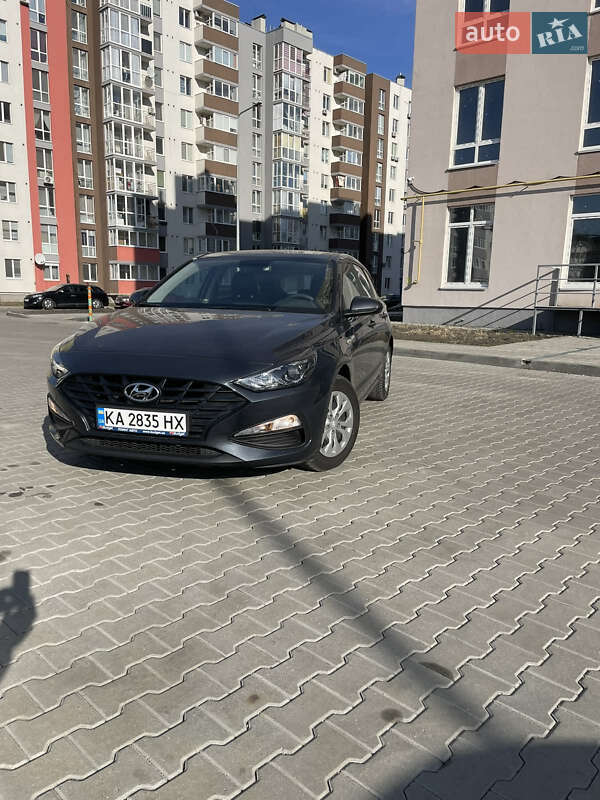 Hyundai i30 2022