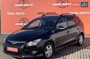 Універсал Hyundai i30 2011 в Рівному