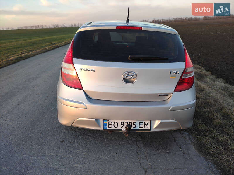 Хетчбек Hyundai i30 2011 в Підволочиську