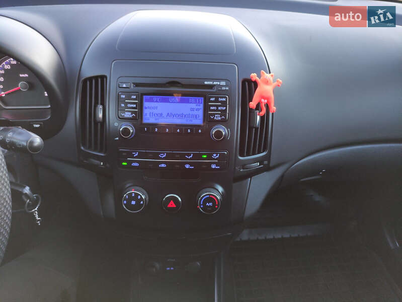 Хетчбек Hyundai i30 2011 в Підволочиську