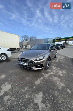 Hyundai i30 2022