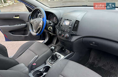 Хэтчбек Hyundai i30 2008 в 