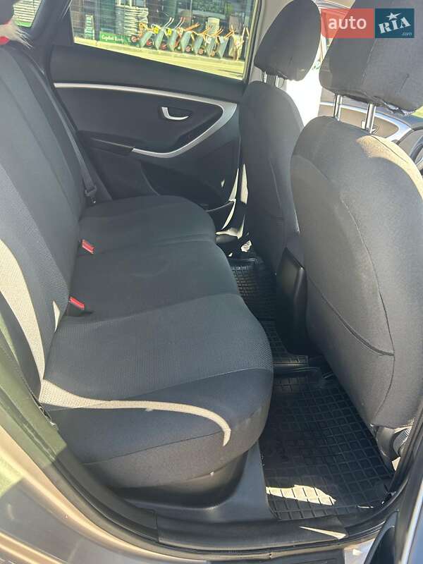 Хэтчбек Hyundai i30 2016 в Николаеве