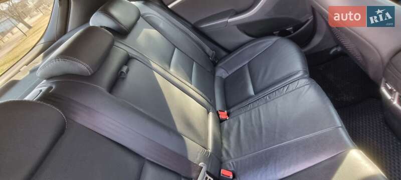 Хэтчбек Hyundai i30 2012 в Киеве