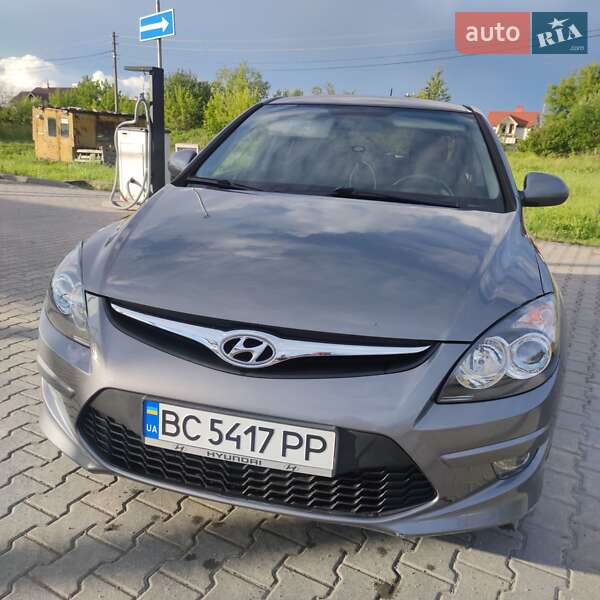Hyundai i30 2011