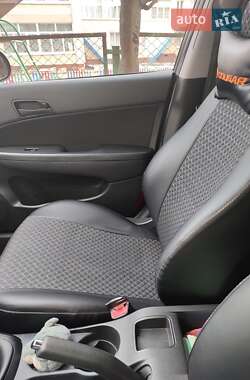 Хэтчбек Hyundai i30 2009 в 