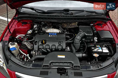 Хэтчбек Hyundai i30 2009 в 