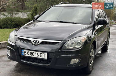 Універсал Hyundai i30 2010 в 