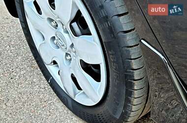Хетчбек Hyundai i30 2008 в 