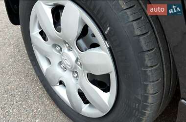 Хетчбек Hyundai i30 2008 в 