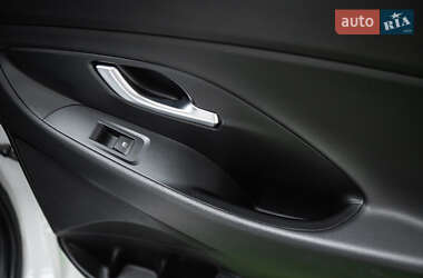 Хэтчбек Hyundai i30 2022 в 