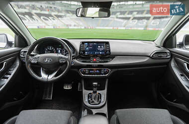 Хэтчбек Hyundai i30 2022 в 