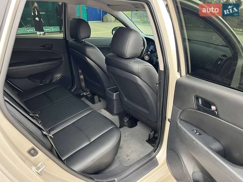 Универсал Hyundai i30 2011 в Гайвороне