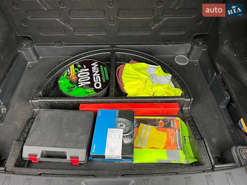 Универсал Hyundai i30 2011 в Гайвороне