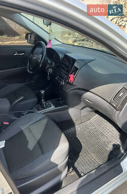 Універсал Hyundai i30 2010 в 