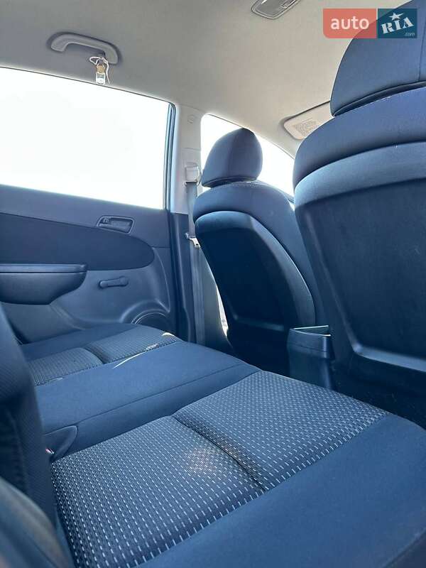 Універсал Hyundai i30 2008 в Рівному