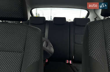 Хетчбек Hyundai i30 2009 в 