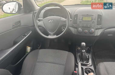 Універсал Hyundai i30 2012 в 