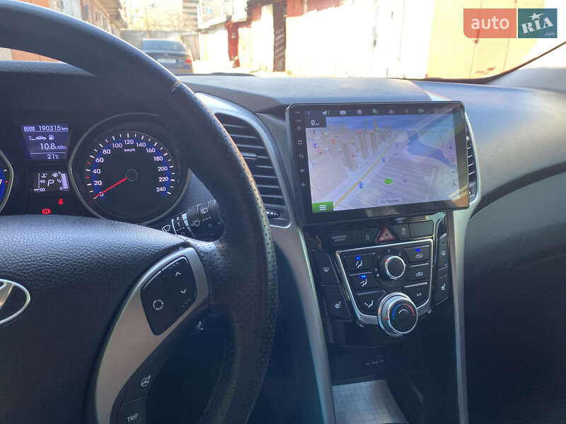 Hyundai i30 2013