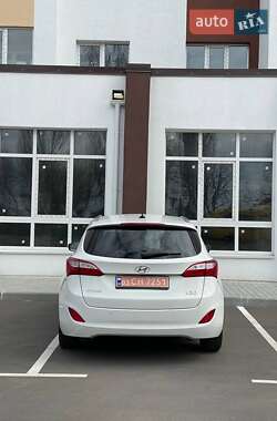 Универсал Hyundai i30 2013 в 