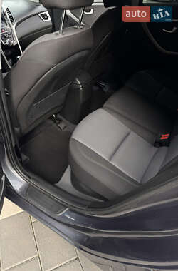 Хетчбек Hyundai i30 2015 в 