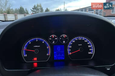 Хэтчбек Hyundai i30 2010 в 