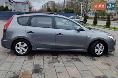 Універсал Hyundai i30 2012 в 