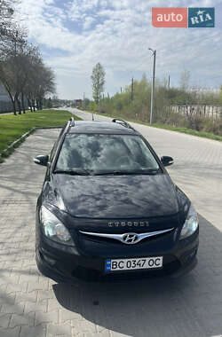 Универсал Hyundai i30 2010 в 