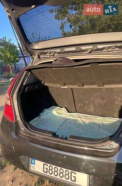 Хэтчбек Hyundai i30 2010 в 