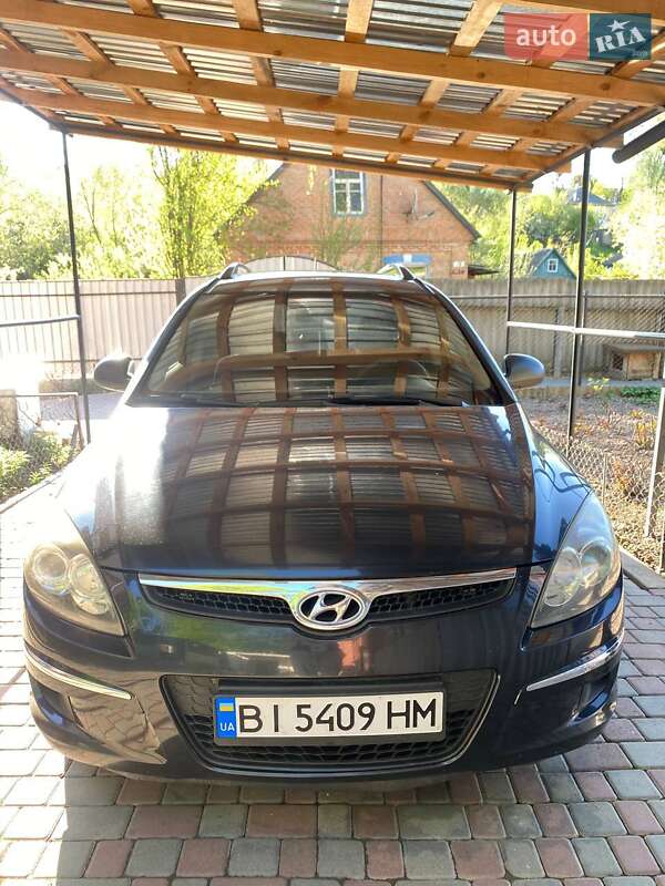 Універсал Hyundai i30 2010 в 