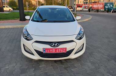Хэтчбек Hyundai i30 2014 в 