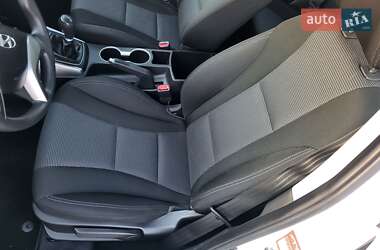 Хэтчбек Hyundai i30 2014 в 