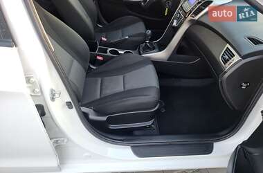 Хэтчбек Hyundai i30 2014 в 