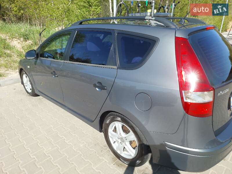 Универсал Hyundai i30 2010 в Львове фото 16 Универсал Hyundai i30 2010 в Львове