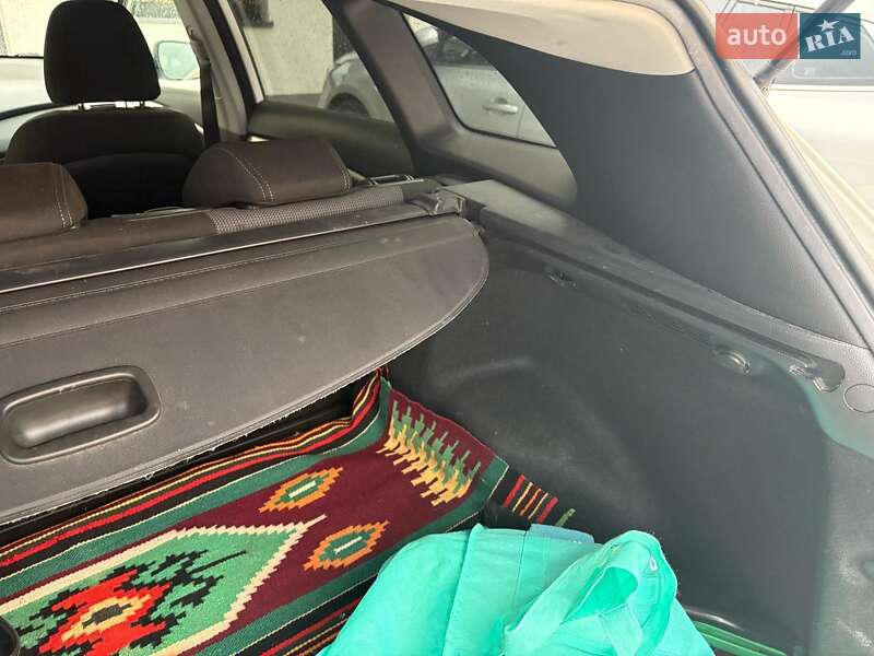 Універсал Hyundai i30 2014 в Шепетівці