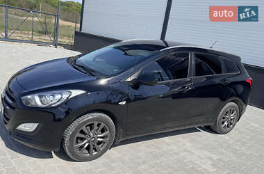 Универсал Hyundai i30 2015 в 