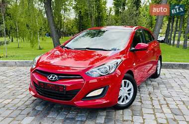 Хэтчбек Hyundai i30 2013 в Киеве