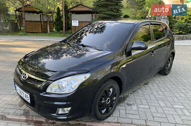 Хэтчбек Hyundai i30 2007 в 