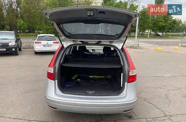 Универсал Hyundai i30 2008 в 
