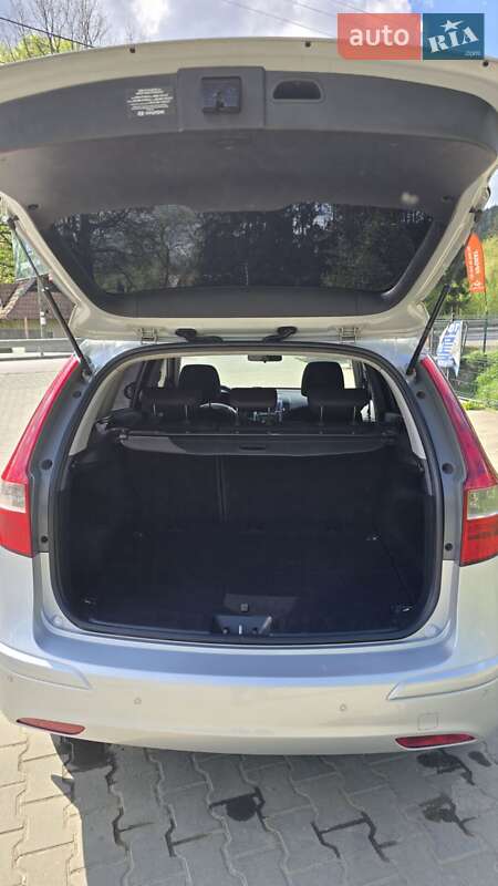 Універсал Hyundai i30 2012 в Яремчі