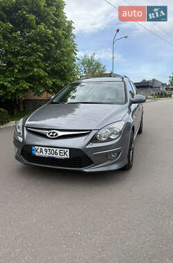 Универсал Hyundai i30 2011 в Киеве
