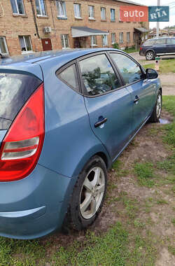 Хэтчбек Hyundai i30 2007 в 