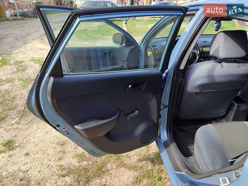 Хэтчбек Hyundai i30 2007 в Киеве