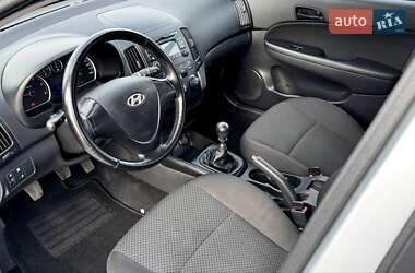 Универсал Hyundai i30 2010 в 