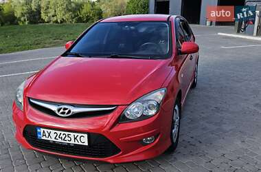 Хетчбек Hyundai i30 2010 в Харкові