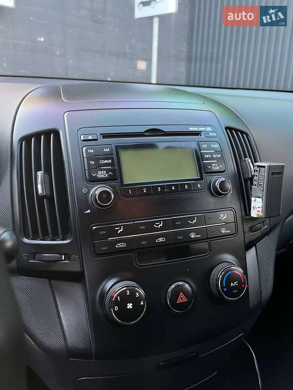 Хетчбек Hyundai i30 2010 в Маньківці