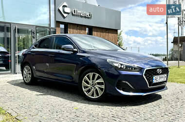 Фастбек Hyundai i30 2019 в 